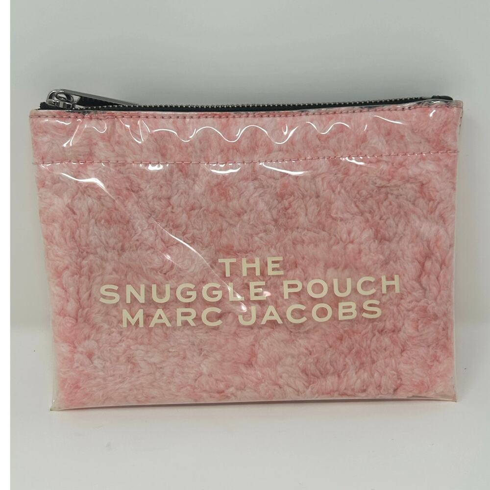 Marc Jacobs The Snuggle Pouch
